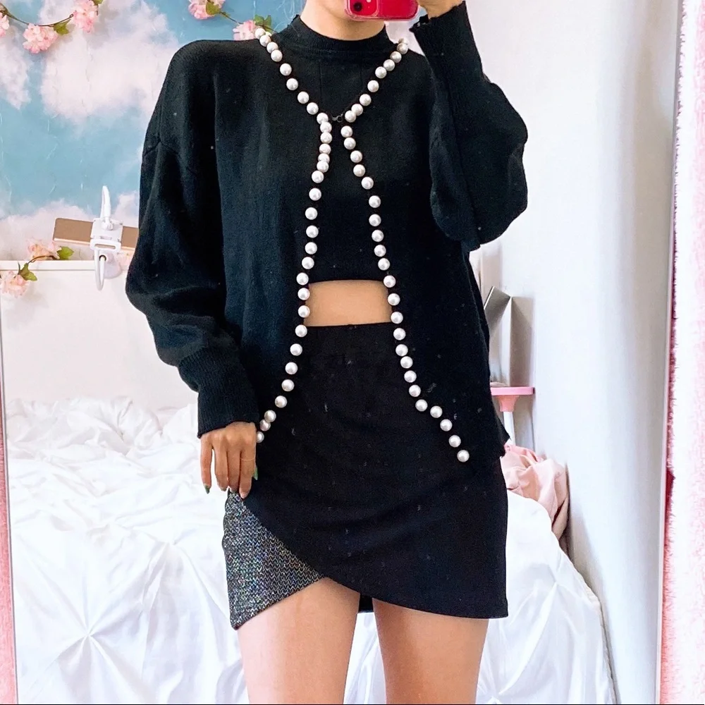 (SALE) Black Pearl Sweater Cardigan Thick Small Hook Closure - Picture 2 of 8